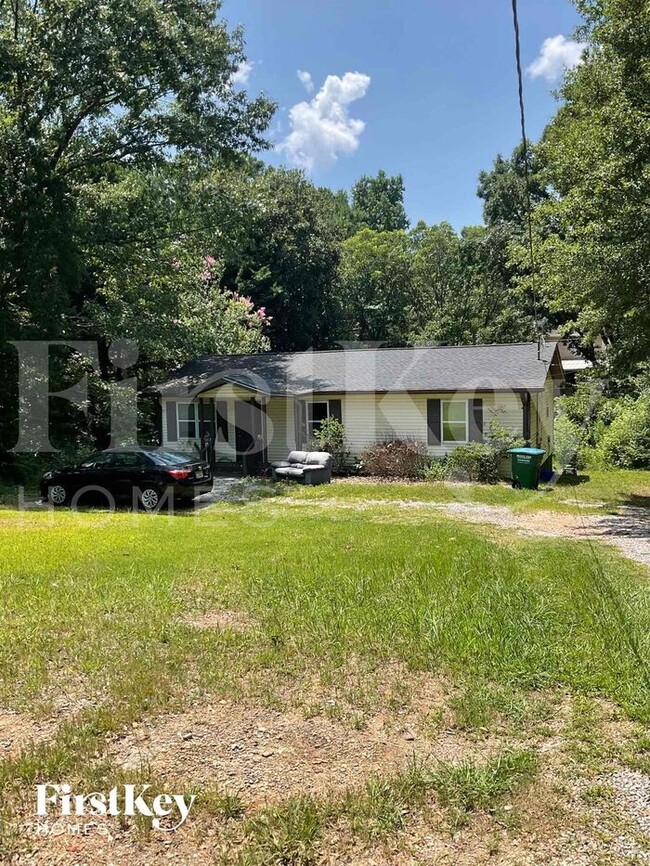 property at 2888 Mountain View Rd