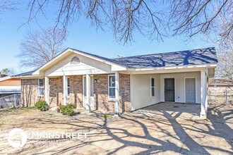 10400 Lafayette Dr in Olive Branch, MS - Building Photo - Building Photo