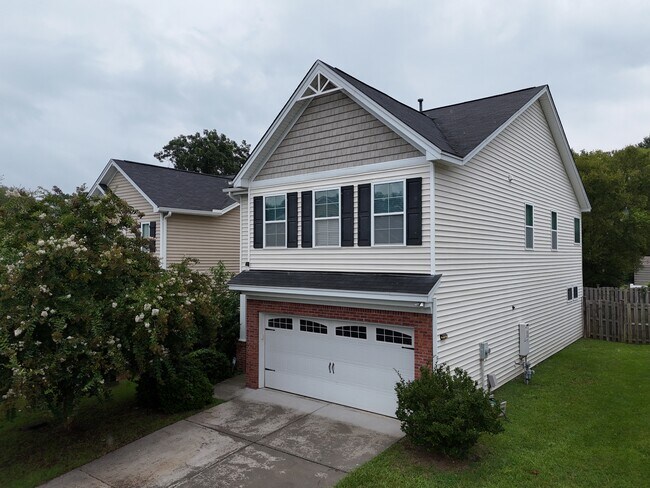124 Harvest Glen Ln in West Columbia, SC - Building Photo - Building Photo