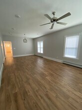 70 Seymour St in Worcester, MA - Foto de edificio - Building Photo