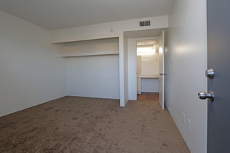 Midtown Commons in Tucson, AZ - Building Photo - Interior Photo