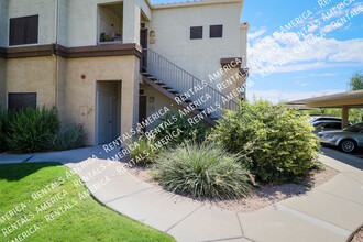 11375 E Sahuaro Dr in Scottsdale, AZ - Building Photo - Building Photo