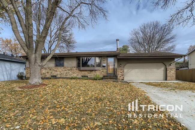 12607 Joppa Ave S in Savage, MN - Building Photo - Building Photo