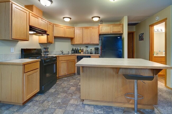 20082 Porter Pl in Bend, OR - Building Photo - Building Photo