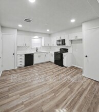 2510 Materhorn Dr in Dallas, TX - Building Photo - Building Photo