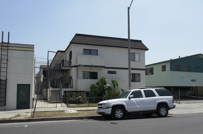 4816 Rosewood Ave in Los Angeles, CA - Building Photo - Building Photo