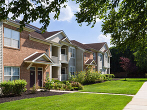 Jackson Green in Jackson, NJ - Foto de edificio - Building Photo