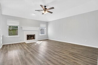 4607 Shane Creek Ln in Spring, TX - Building Photo - Building Photo