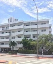 4101 Indian Creek Dr in Miami Beach, FL - Building Photo