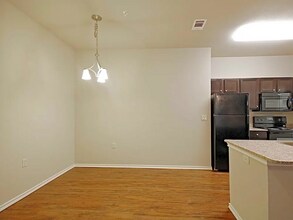113 W Reunion St in Fairfield, TX - Building Photo - Building Photo