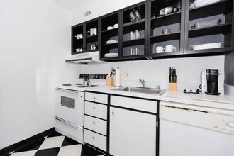 2500 Pennsylvania Ave NW in Washington, DC - Building Photo - Building Photo