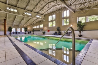 1639 McDonald Ave in Fernie, BC - Building Photo - Building Photo