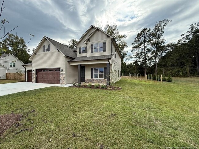 5332 Mountain Run Dr in Hope Mills, NC - Building Photo - Building Photo