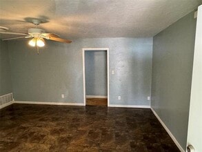 5000 Jerri Ln in Haltom City, TX - Building Photo - Building Photo