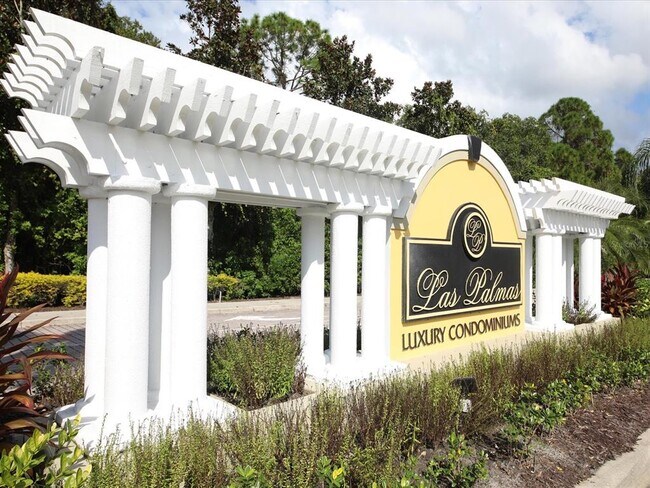 5551 Bentgrass Dr in Sarasota, FL - Building Photo - Building Photo