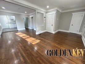 2960 Kendall St in Detroit, MI - Building Photo