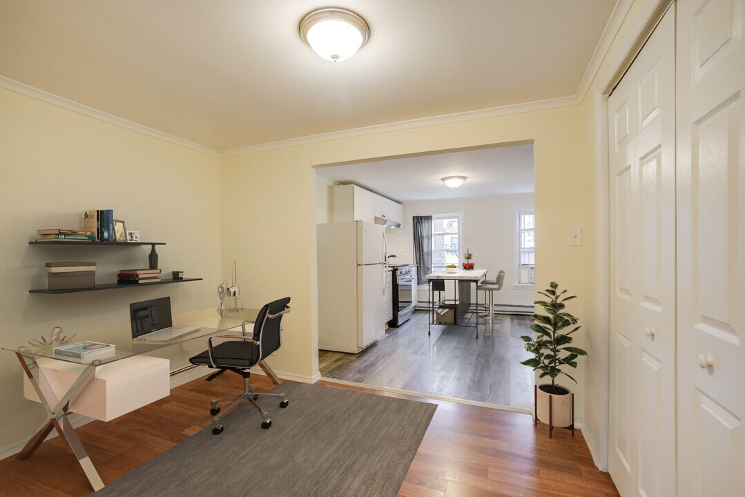 219 Washington St, Unit 8 in Hoboken, NJ - Building Photo