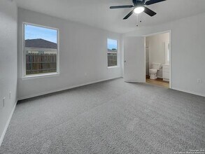 3420 Rob Roy St in Seguin, TX - Building Photo - Building Photo