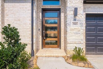 29803 Breezy Pnes Lp in Fulshear, TX - Building Photo - Building Photo