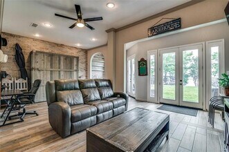 452 Yacht Club Dr in Rockwall, TX - Building Photo - Building Photo