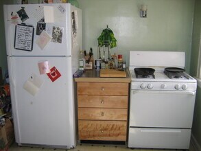 2588 Colchester Rd, Unit 2588 colchester in Cleveland Heights, OH - Building Photo - Building Photo