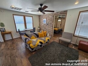 1106 Mission Rd in San Antonio, TX - Building Photo - Building Photo