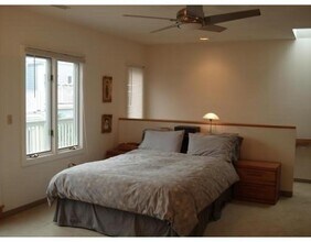 43 Fresh Pond Pl in Cambridge, MA - Building Photo - Building Photo