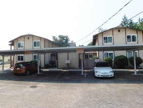 Sounder Apartments in Puyallup, WA - Building Photo - Building Photo