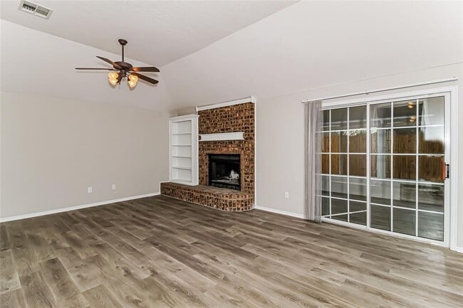 8113 Greer Way in Oklahoma City, OK - Building Photo - Building Photo