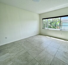 55 SW 2nd Ave, Unit 204 in Boca Raton, FL - Building Photo - Building Photo