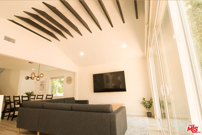 9042 Phyllis Ave in West Hollywood, CA - Building Photo - Building Photo