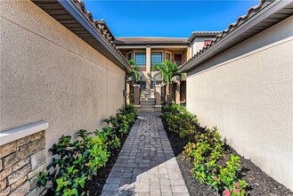 9389 Pocida Ct in Naples, FL - Building Photo - Building Photo