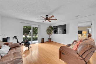 3909 N Ocean Blvd, Unit 108 in Fort Lauderdale, FL - Building Photo - Building Photo