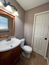 1502 White Rd in Springdale, AR - Foto de edificio - Building Photo