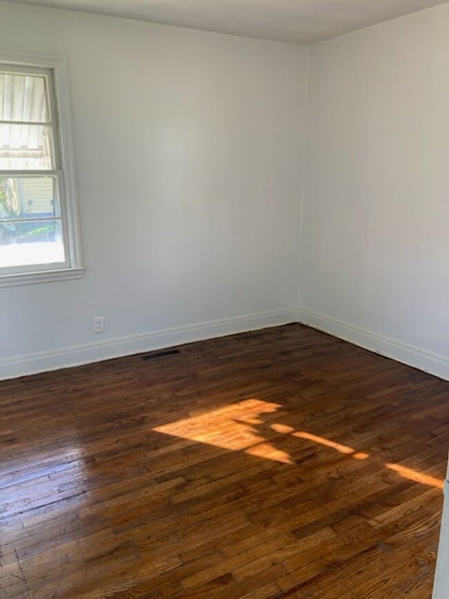 705 4th St in Martinsville, VA - Building Photo - Building Photo