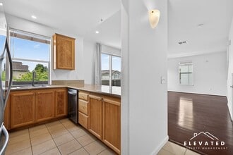 1040 Campoy St in Santa Rosa, CA - Building Photo - Building Photo