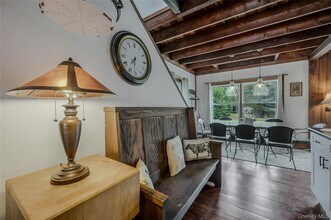 5 Jessup Ln in Southampton, NY - Building Photo - Building Photo