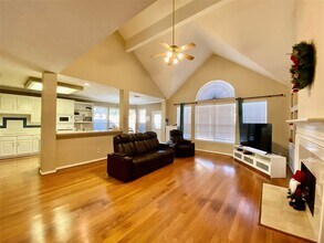 3151 Pleasant Cove Ct in Houston, TX - Building Photo - Building Photo