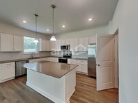 1084 Heavenly Dr in St. Cloud, FL - Building Photo - Building Photo