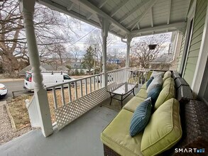 27 Quintard Ave in Norwalk, CT - Building Photo - Building Photo