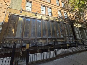 201 West 83rd Street in New York, NY - Building Photo - Building Photo