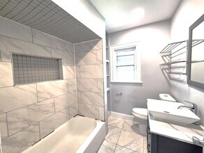 42 Bryant Ave in Jersey City, NJ - Building Photo - Building Photo