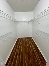 10328 SE 175th Pl in Summerfield, FL - Building Photo - Building Photo