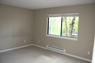 10232 SE Talbert St in Happy Valley, OR - Foto de edificio - Building Photo