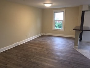 304 Union St, Unit 2 in Hollidaysburg, PA - Building Photo - Building Photo
