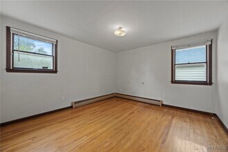 80 Capen Blvd in Buffalo, NY - Building Photo - Building Photo