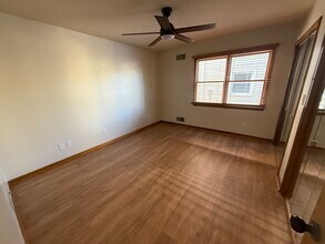 119 E 11th St, Unit 1 in Linden, NJ - Foto de edificio - Building Photo