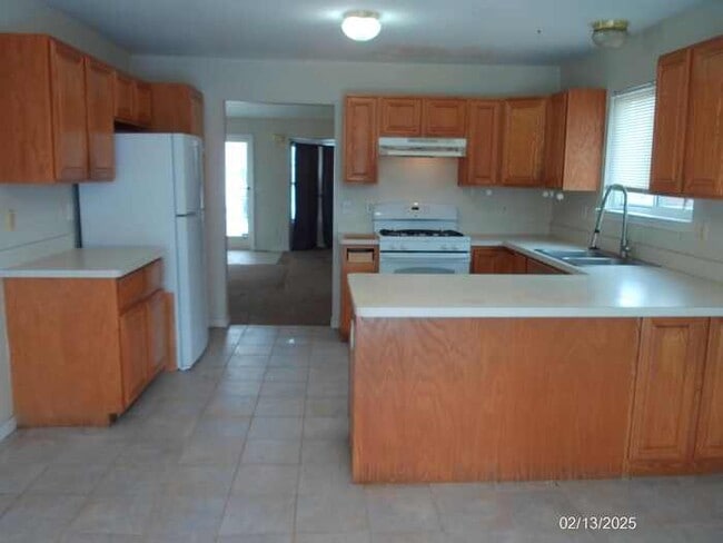 22031 Laurel St in Clinton Township, MI - Building Photo - Building Photo