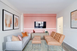105 W 39th St in Baltimore, MD - Building Photo - Building Photo