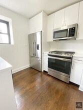 E 16 ST in New York, NY - Building Photo - Building Photo